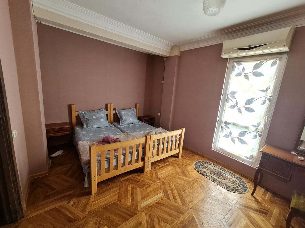Guest House Sky Plus Tbilisi Eksteriør bilde