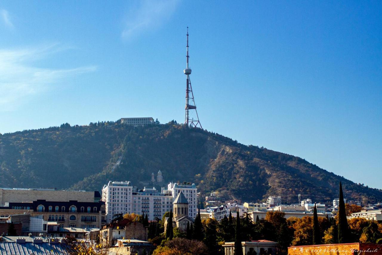 Guest House Sky Plus Tbilisi Eksteriør bilde